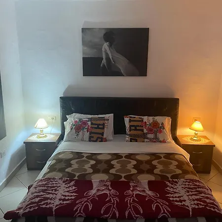 Your Own Privacy Flat *