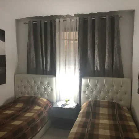 Entire Flat To Chill-inn Lägenhet Tirana